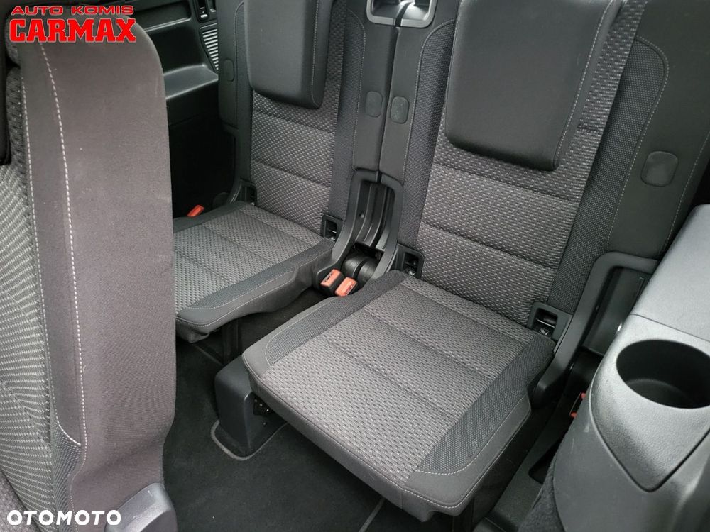 Volkswagen Touran 1.6 TDI SCR (BlueMotion Technology) DSG Comfortline - 32