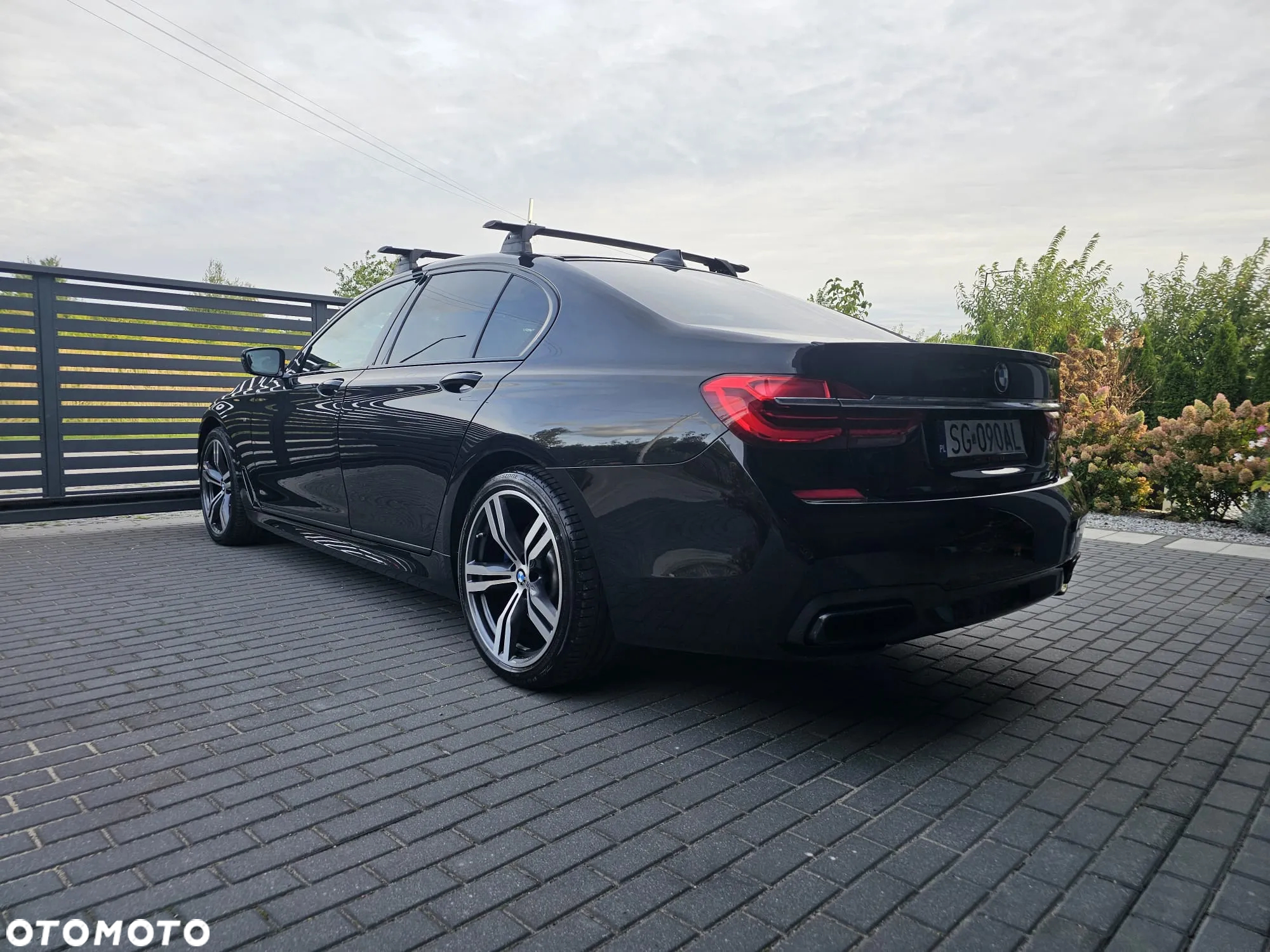 BMW Seria 7 740d xDrive - 16