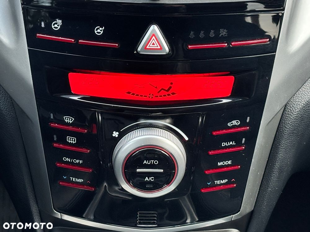 SsangYong/KGM Tivoli 1.6 Sapphire - 22