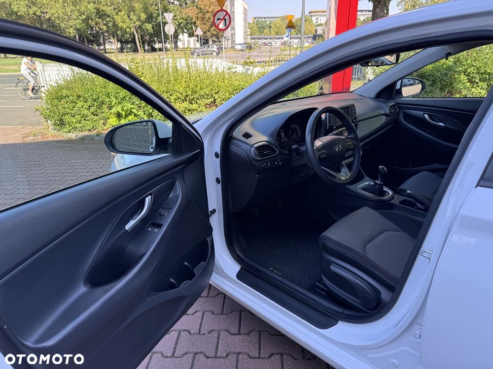 Hyundai i30 1.4 Classic + - 7