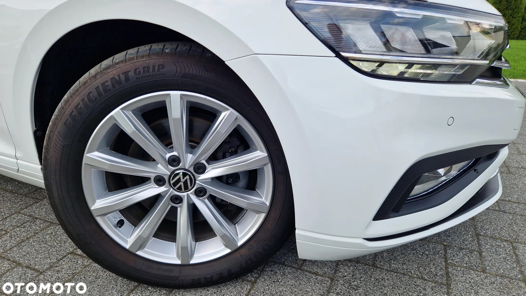 Volkswagen Passat Variant 2.0 TDI SCR DSG Business - 32