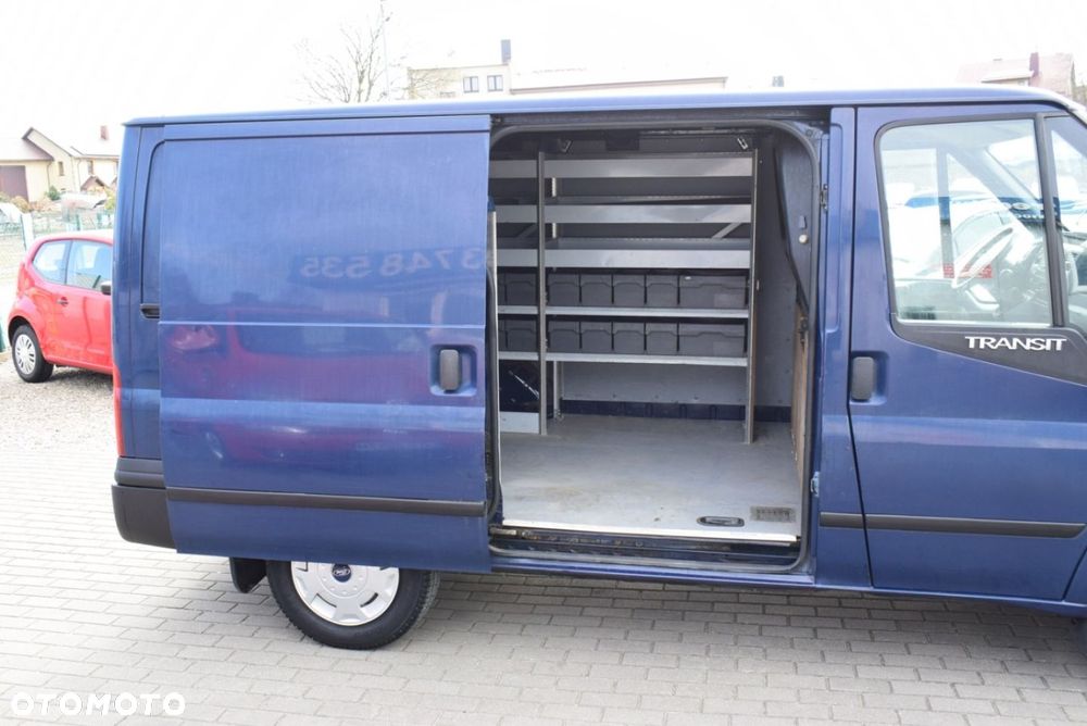 Ford Transit - 10