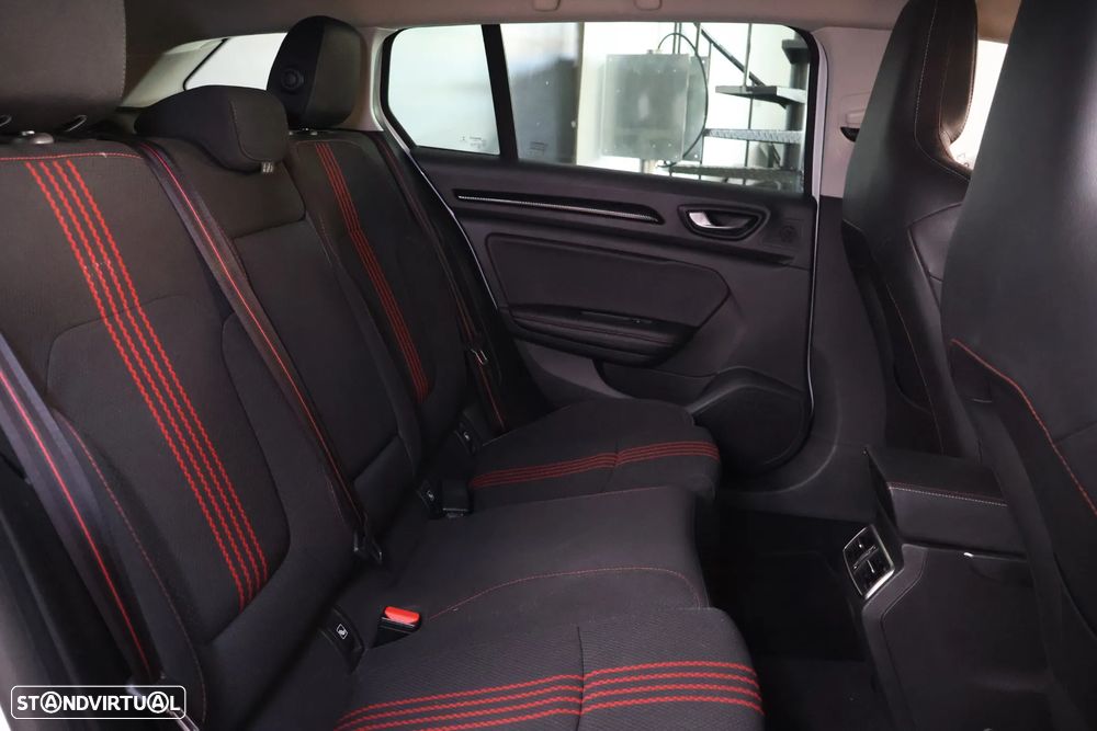 Renault Mégane Sport Tourer 1.3 TCe R.S. Line - 23