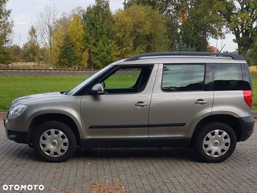 Skoda Yeti 2012 photo 5