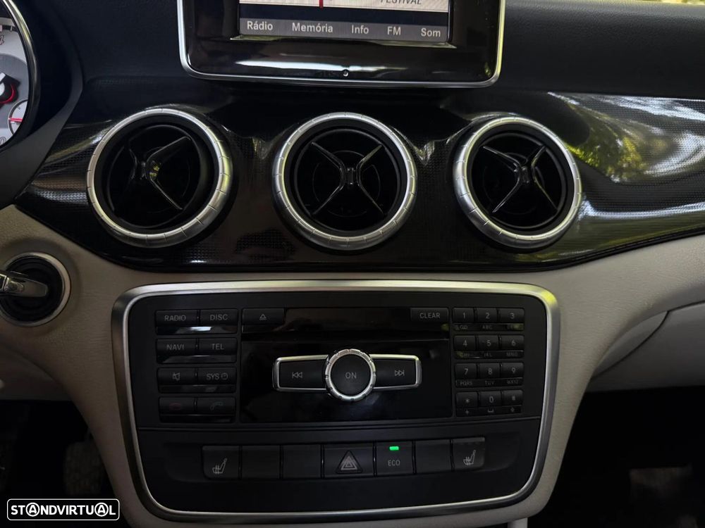 Mercedes-Benz CLA 200 CDI AMG Line — fotografia 23
