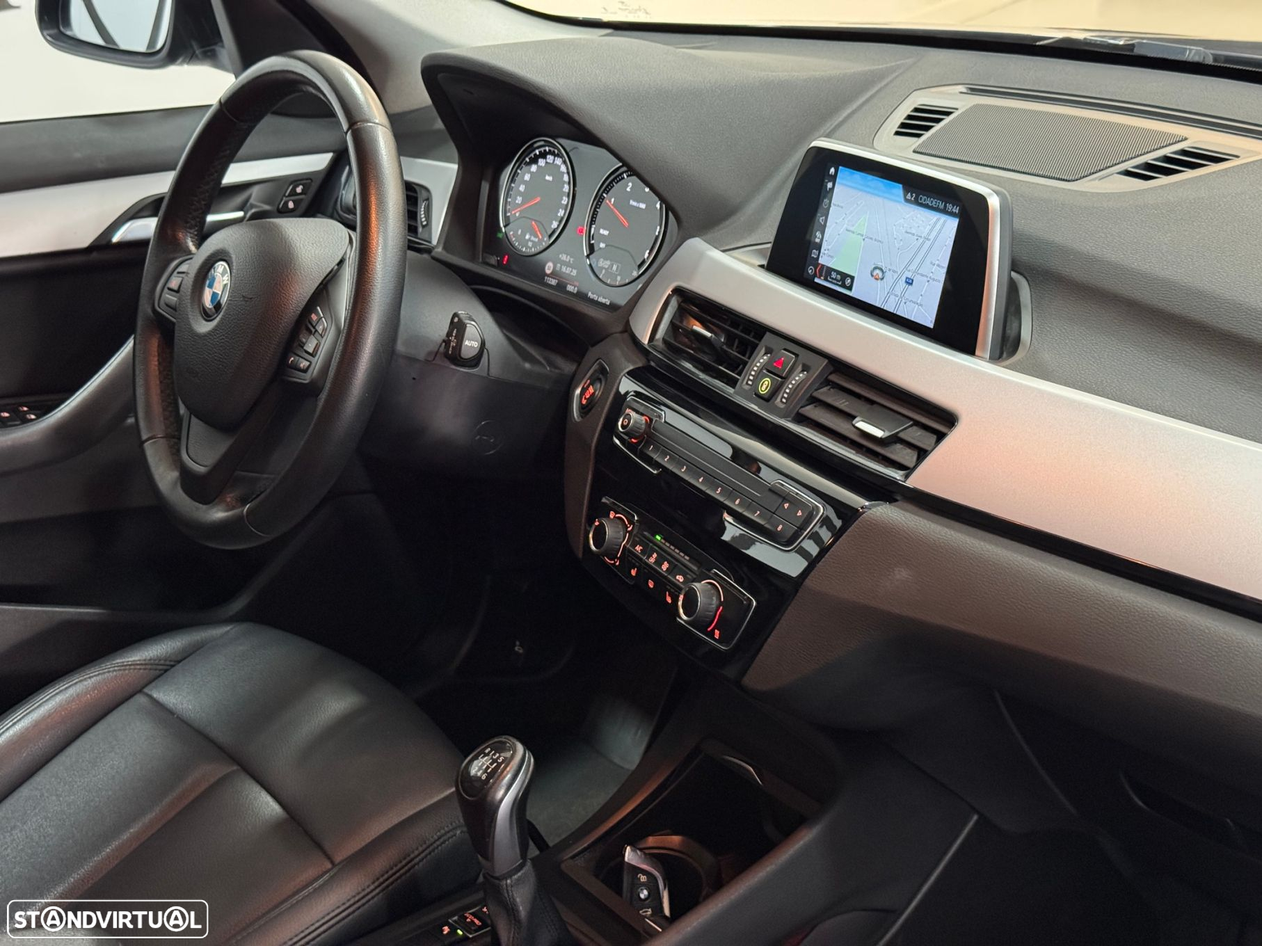 BMW X1 16 d sDrive Advantage - 34
