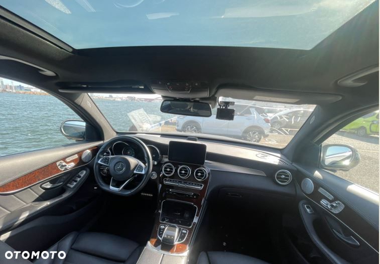 Mercedes-Benz GLC - 19
