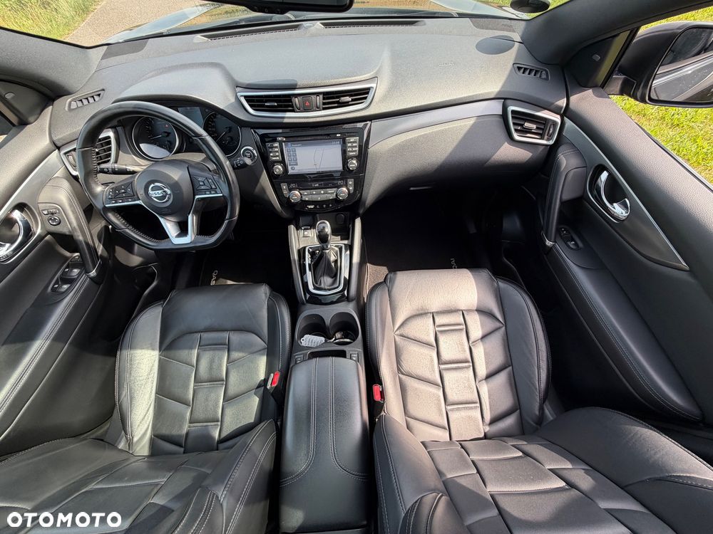 Nissan Qashqai 1.2 DIG-T Xtronic TEKNA+ - 22
