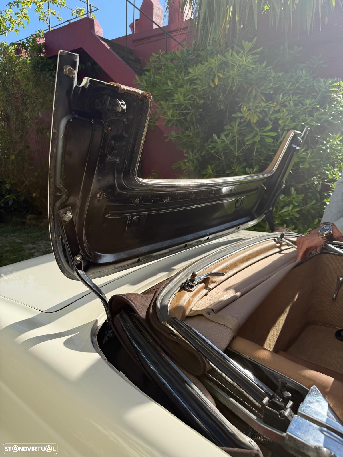 Mercedes-Benz SL 230 - 19