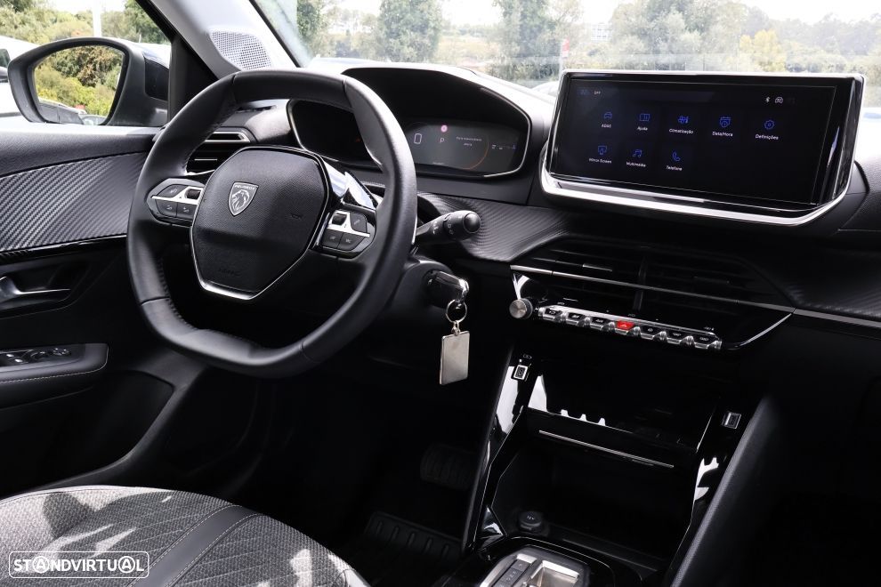 Peugeot 208 1.2 Hybrid Allure e-DCS6 - 9