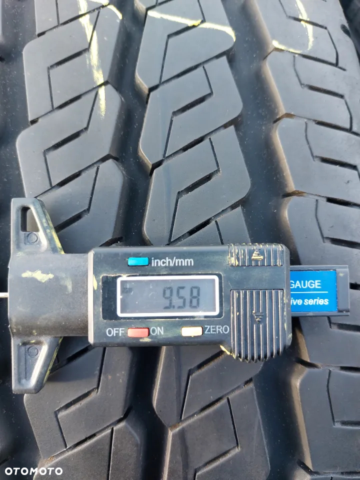 OPONY ZIMOWE 215/70 R15 CONTINENTAL VANCOCAMPER DOT2716 - 3