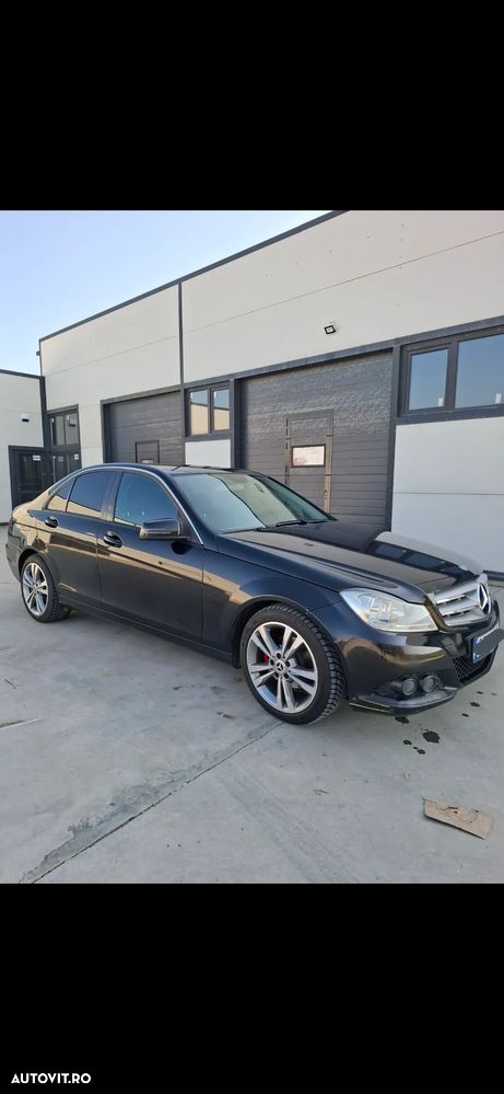 Mercedes-Benz C 200 CDI DPF (BlueEFFICIENCY) 7G-TRONIC - 1