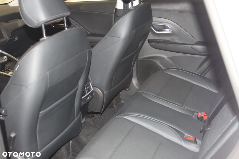 MG ZS Hybrid+ - 26