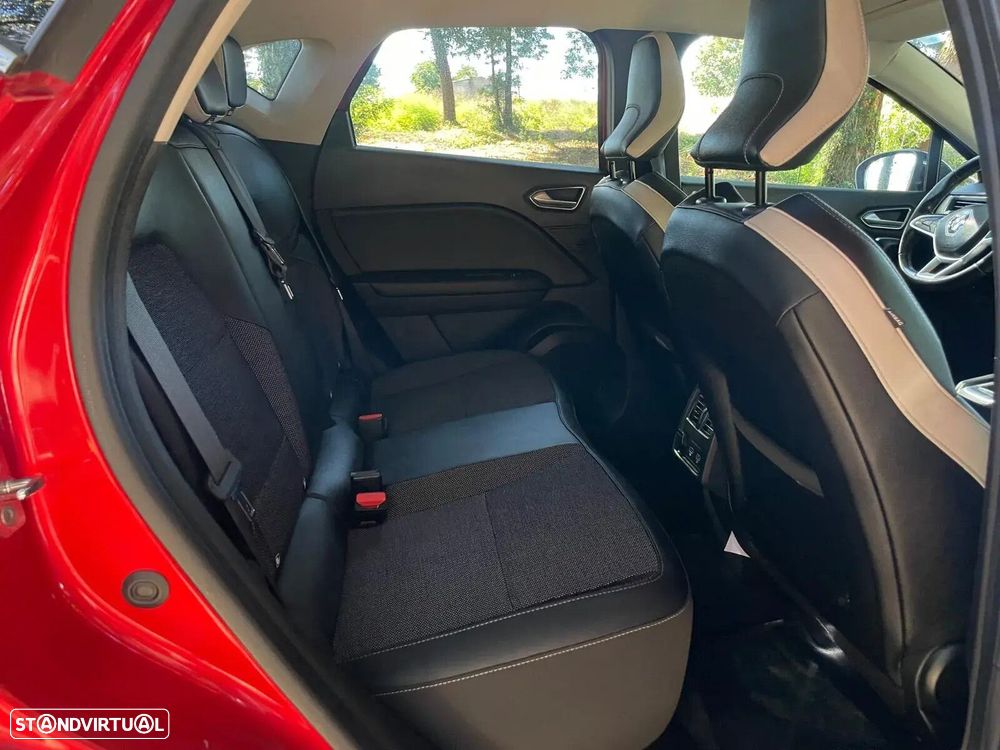 Renault Captur - 27