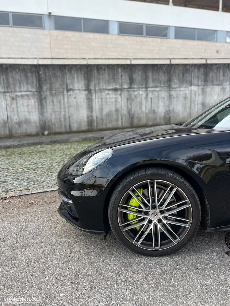Porsche Panamera 4 E-Hybrid - 5
