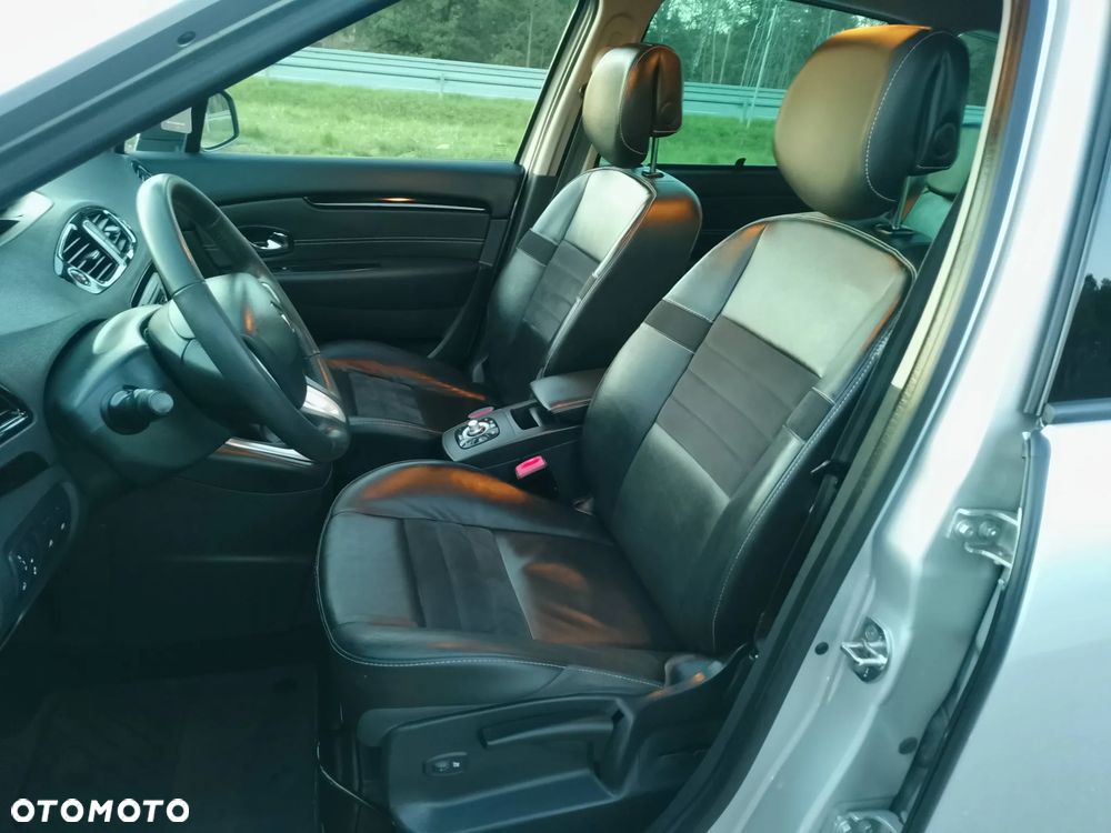 Renault Grand Scenic Energy dCi 110 S&S Bose Edition - 20