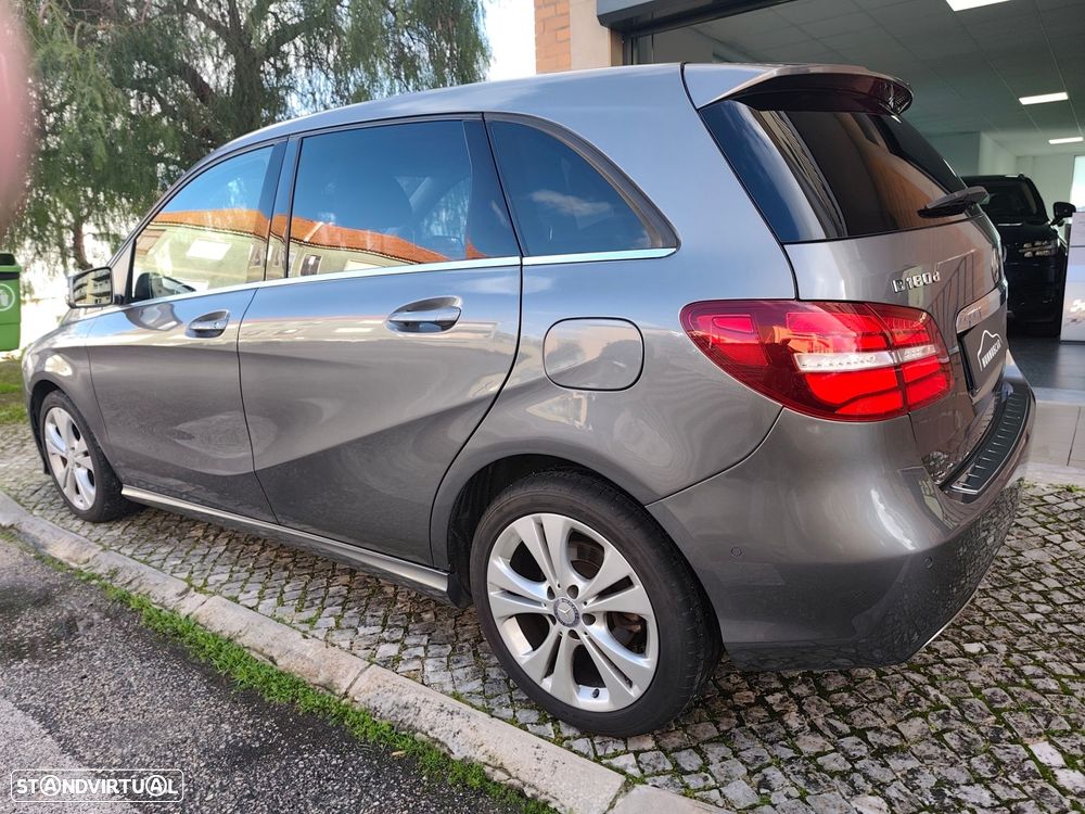 Mercedes-Benz B 180 d Urban Aut. - 21