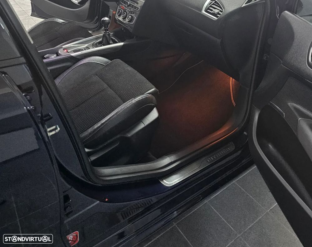 Citroën C4 PureTech 130 Stop&Start FEEL - 5