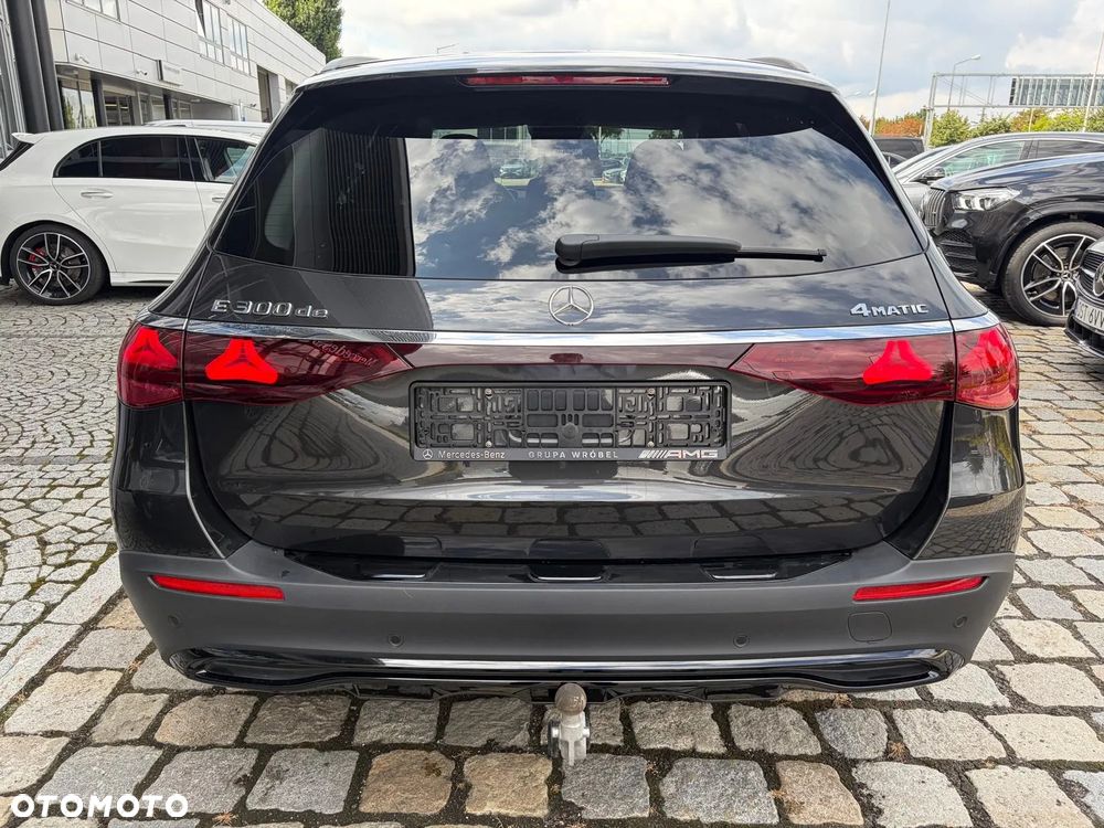 Mercedes-Benz Klasa E 300 de PHEV 4-Matic All-Terrain Avantgarde 9G-Tronic - 5