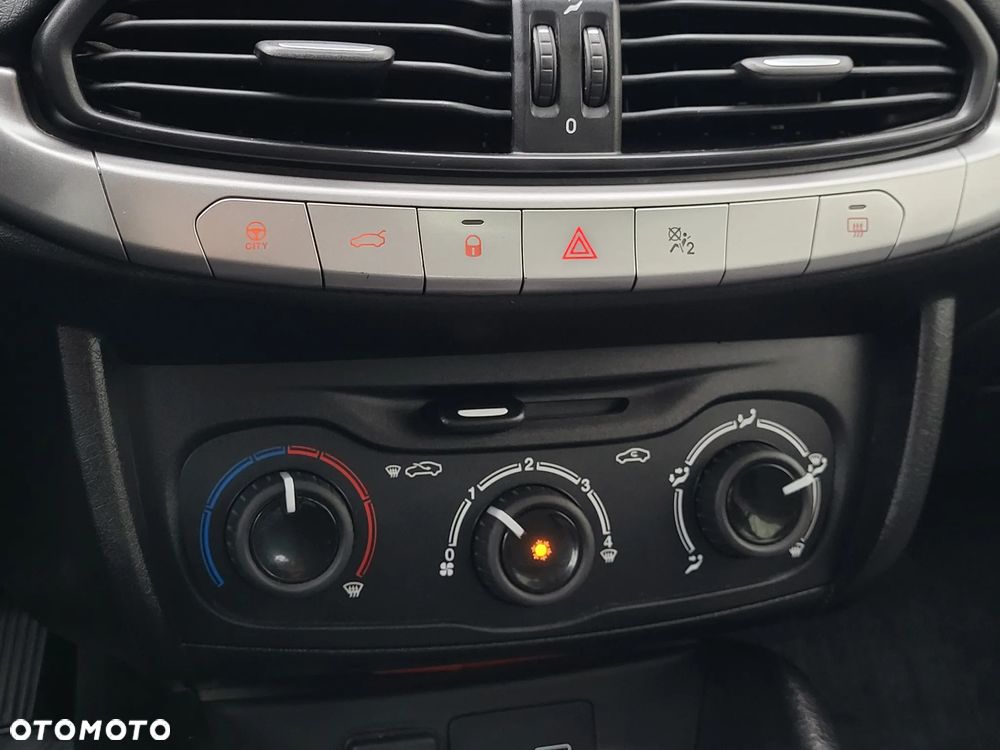 Fiat Tipo - 13