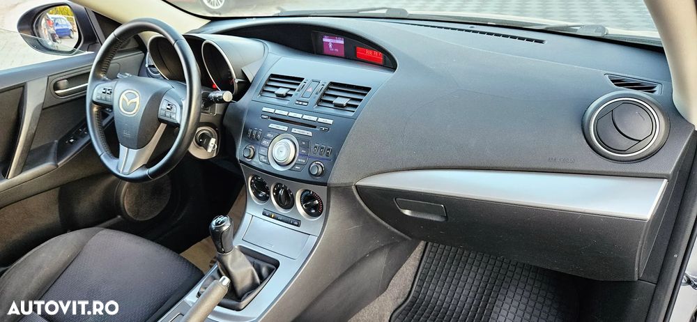 Mazda 3 - 14