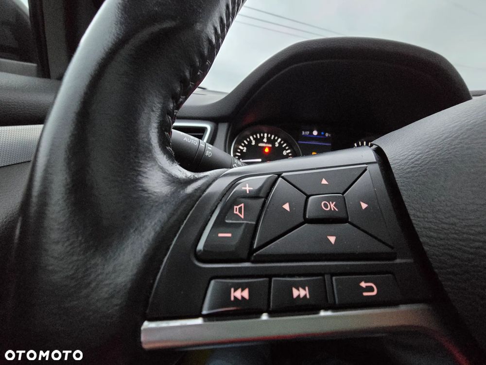 Nissan Qashqai 1.3 DIG-T N-CONNECTA - 32