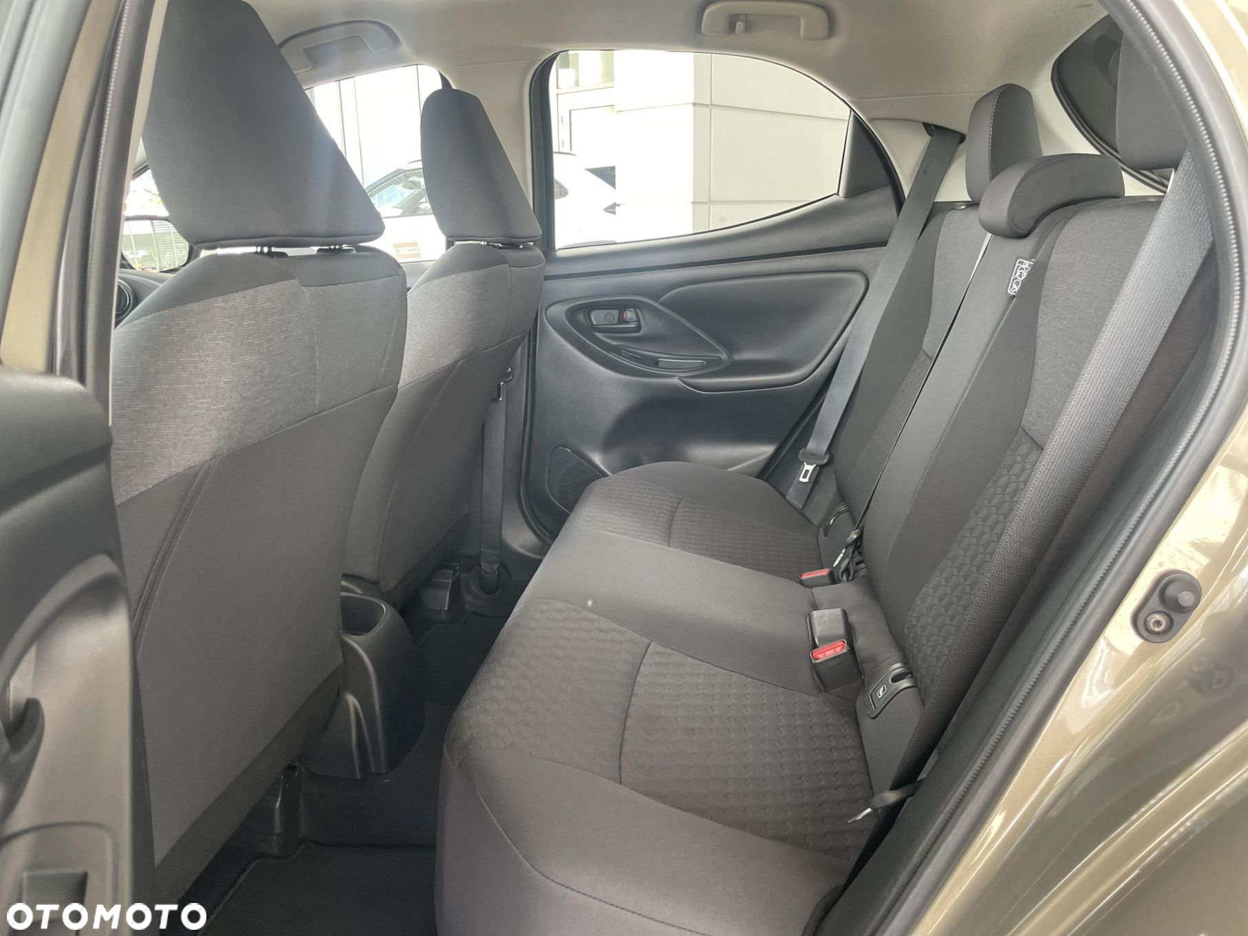 Toyota Yaris - 14