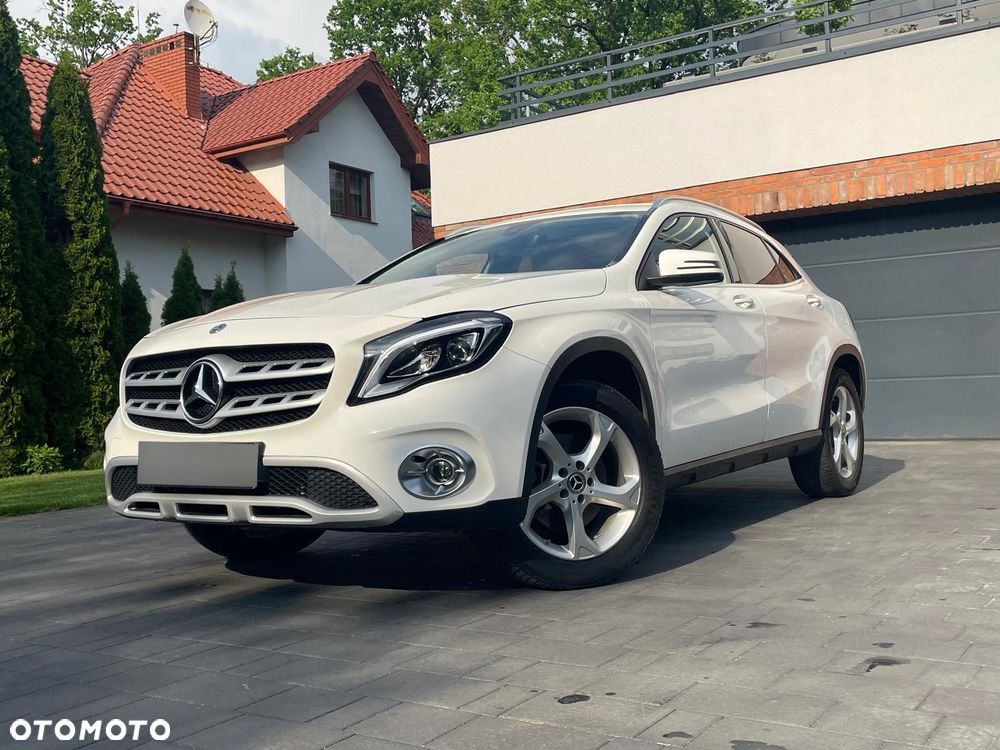 Mercedes-Benz GLA 250 7G-DCT - 2