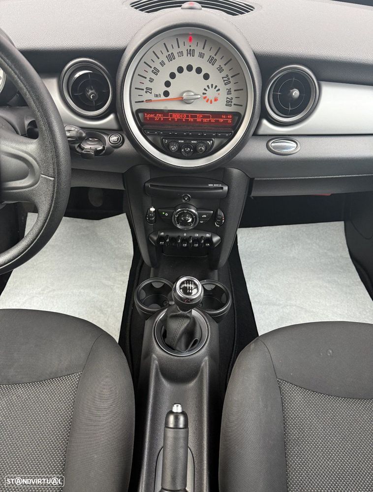 MINI Clubman Cooper D - 12