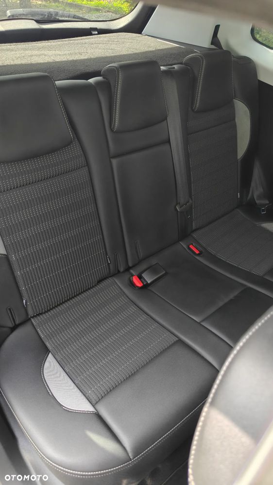 Peugeot 2008 1.6 BlueHDi Allure - 11