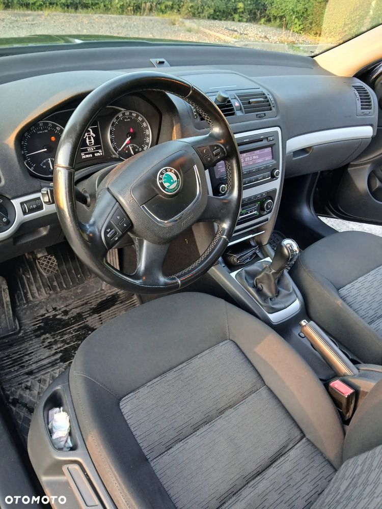 Skoda Octavia 1.6 TDI DPF Classic - 8