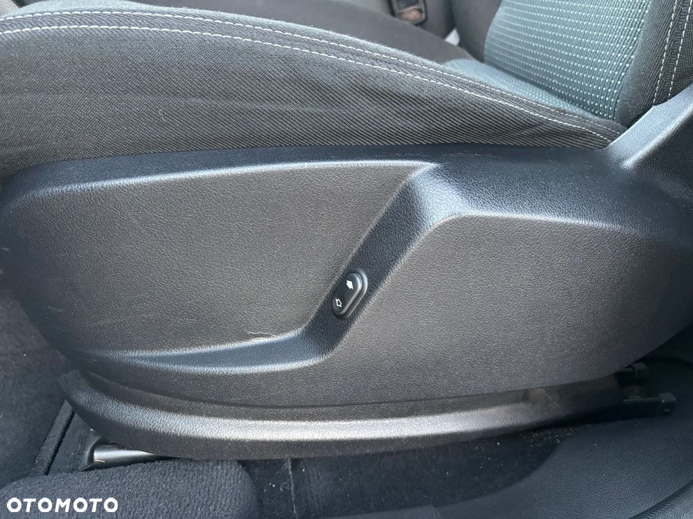 Ford Galaxy 2.0 TDCi Titanium - 28
