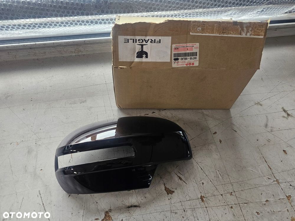 obudowa lusterka suzuki swift v prawa 84718-68la0-zuc oe - 1