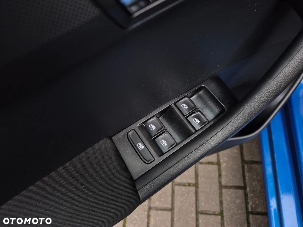 Skoda Fabia 1.2 TSI Active - 14