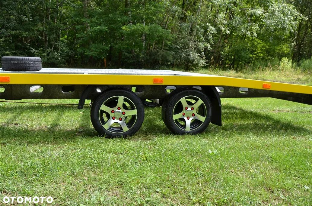 Boro TRAILERS - 1
