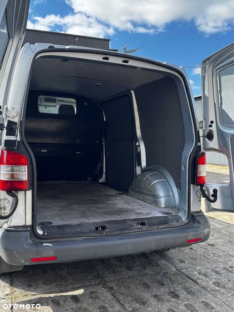 Volkswagen Transporter - 5