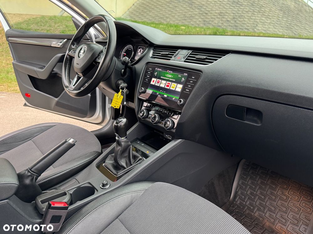 Skoda Octavia 2.0 TDI Soleil - 27