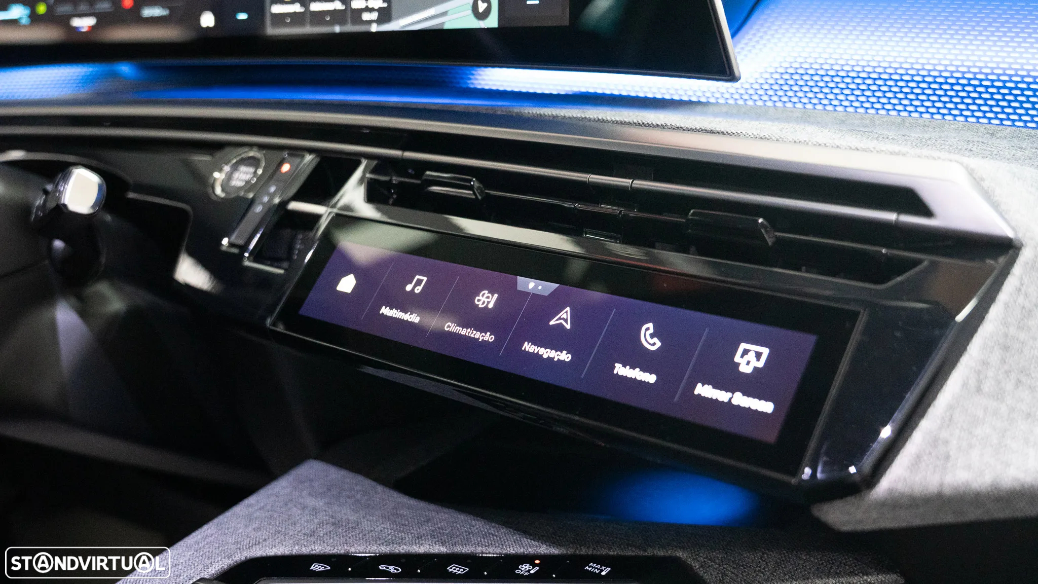 Peugeot E-3008 73 kWh GT - 21