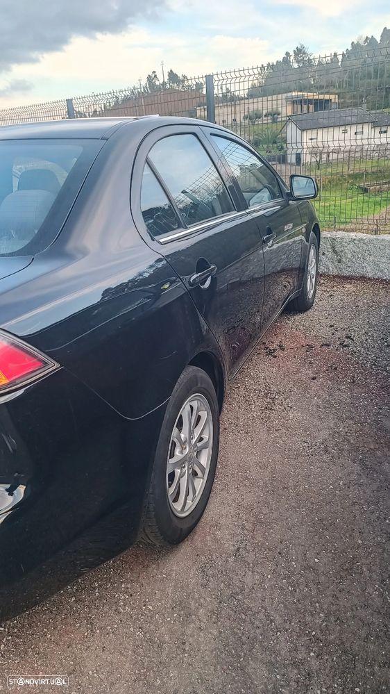 Mitsubishi Lancer 1.6 Invite ClearTec - 2