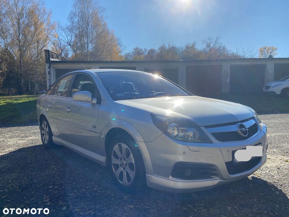 Opel Vectra 1.9 CDTI Sport / GTS - 11
