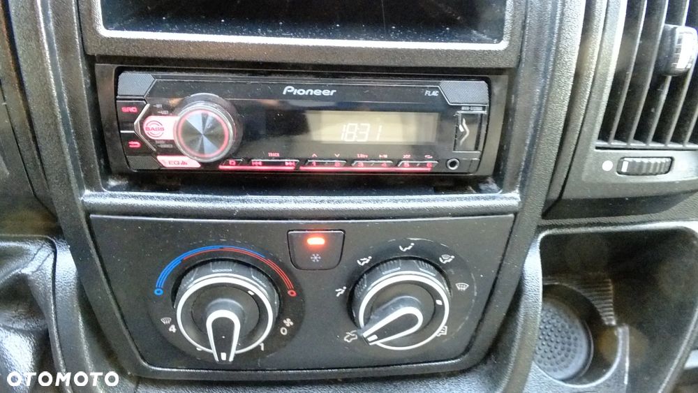 Peugeot BOXER - 27