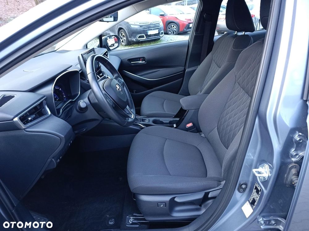 Toyota Corolla 1.8 Hybrid Comfort - 24