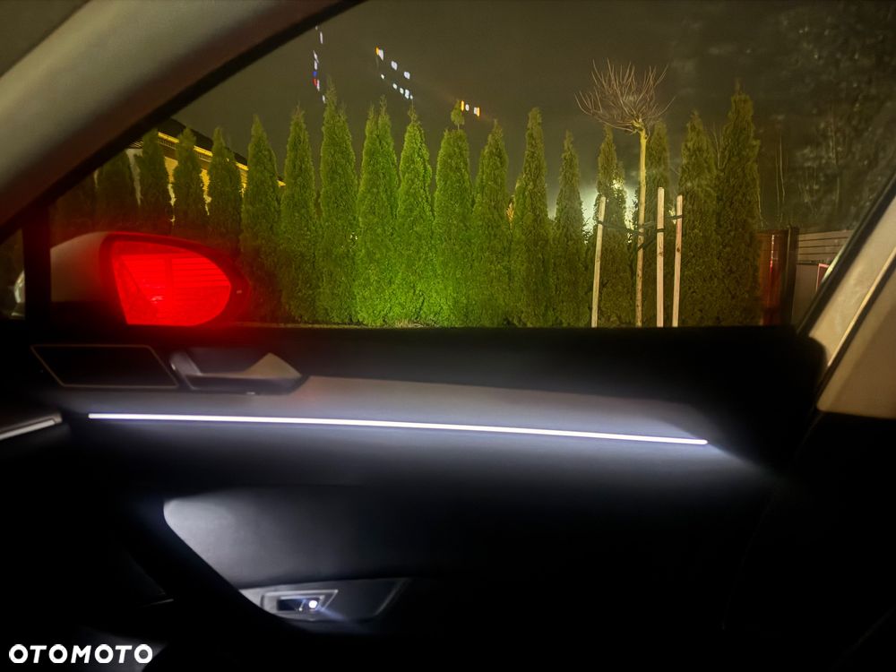 Volkswagen Passat 2.0 TDI SCR DSG Highline - 38