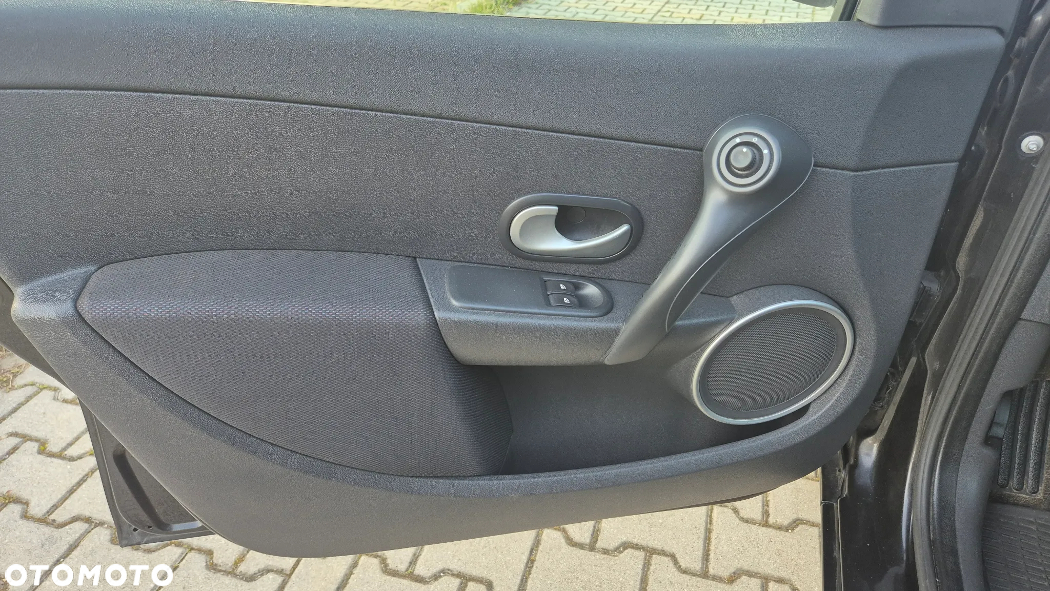 Renault Clio 1.2 TCE Authentique - 14