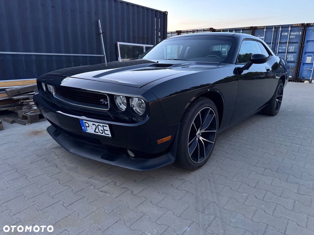 Dodge Challenger - 5
