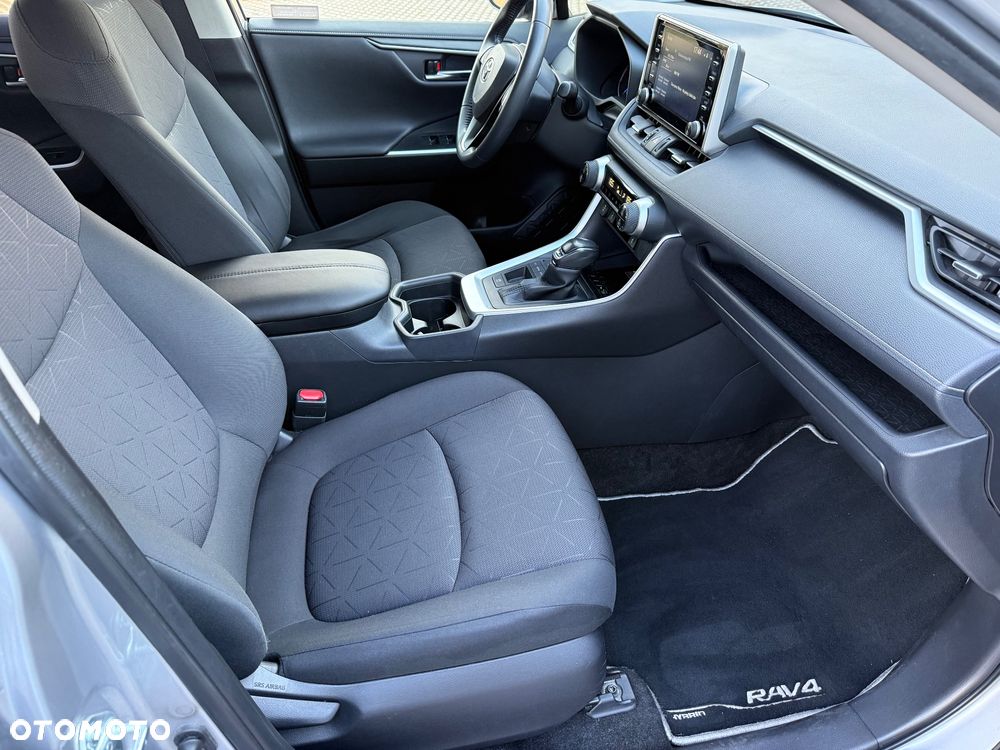 Toyota RAV4 2.5 Hybrid Comfort 4x2 - 23