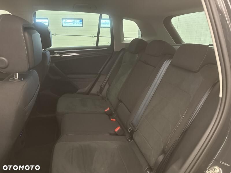 Volkswagen Tiguan 1.5 TSI EVO Elegance DSG - 20