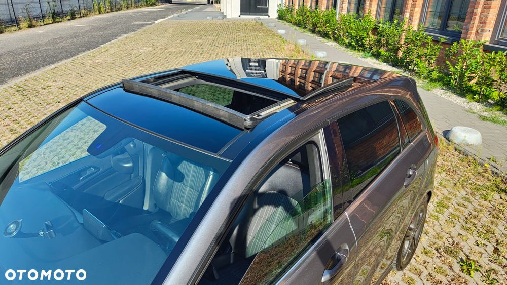 Mercedes-Benz Klasa B 180 BlueEFFICIENCY Edition - 8