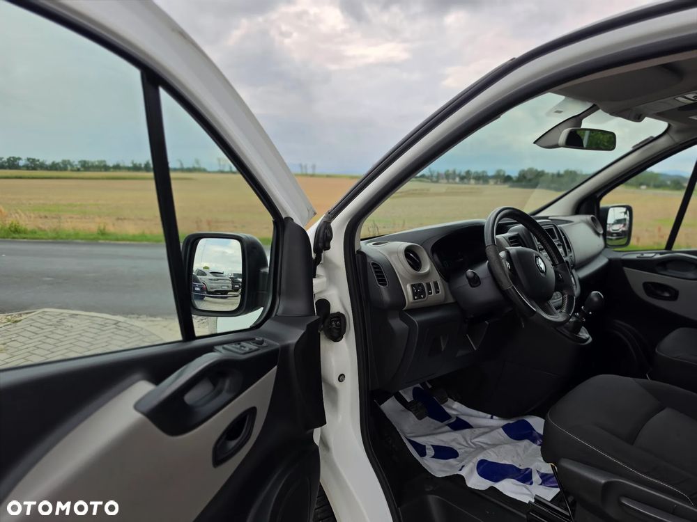 Renault Trafic - 13