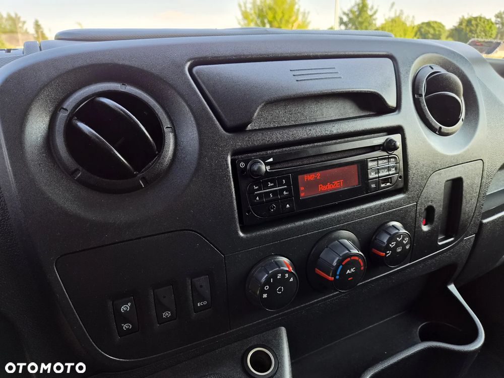 Renault Master - 25